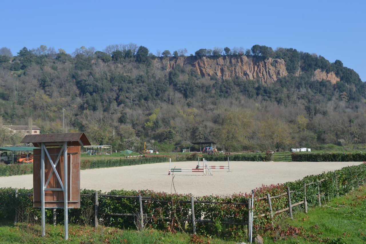 Agriturismo Le Forre Del Treja Civita Castellana Kültér fotó